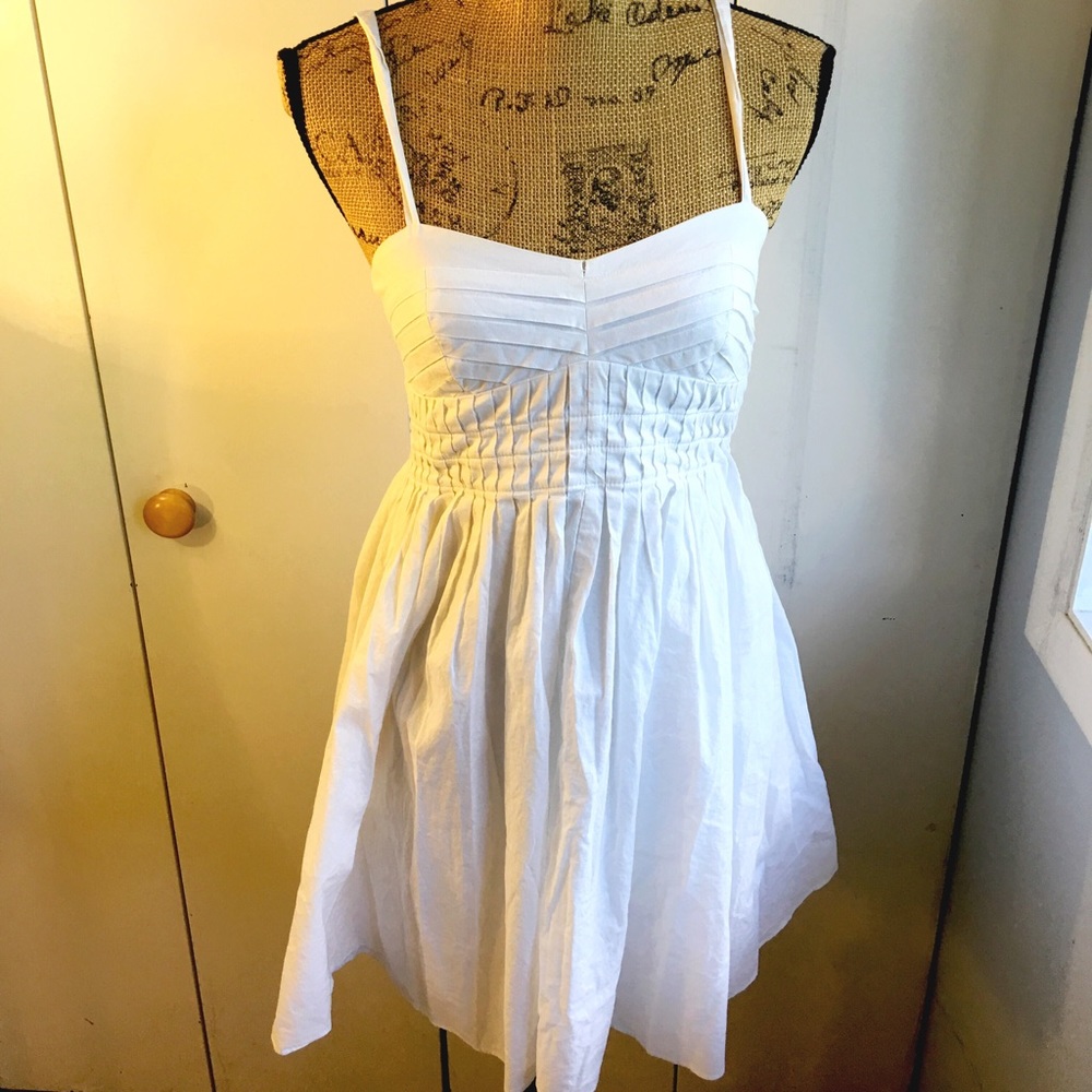 ✨BCBG WHITE DRESS✨